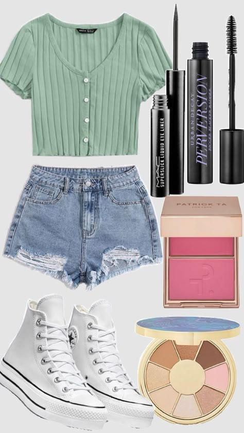 White Converse, Converse Sneakers, Converse, Outfit Ideas, Mac, Crop Top, Energy, Sneakers, White