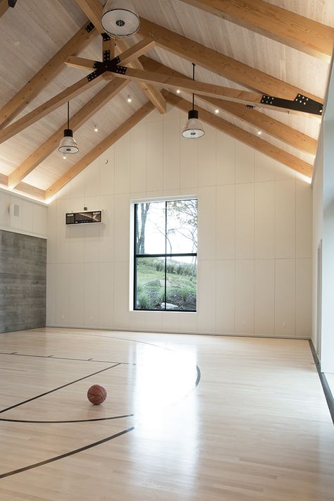 House With Indoor Basketball Court, Barndominium Gym, Home Basketball Court Indoor, Indoor Basketball Court In House, Barn Gym Ideas, Basketball Garage, Bball Court, Barn Gym, Dream Estate