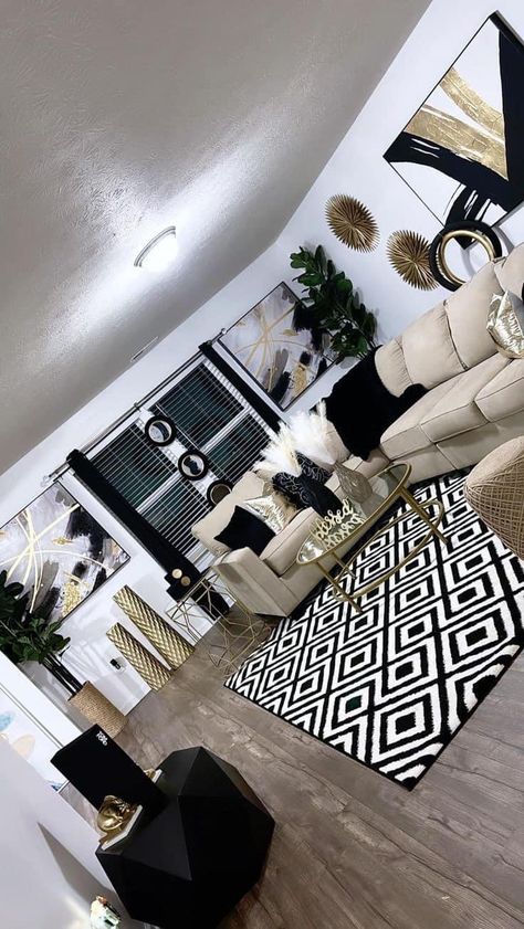 Gold And White Decor, Girl Apartment Decor, Glam Living Room Decor, Black Living Room Decor, Modern Apartment Living Room, Apartment Decorating Living, Blue Living Room Decor, First Apartment Decorating, Gold Living Room