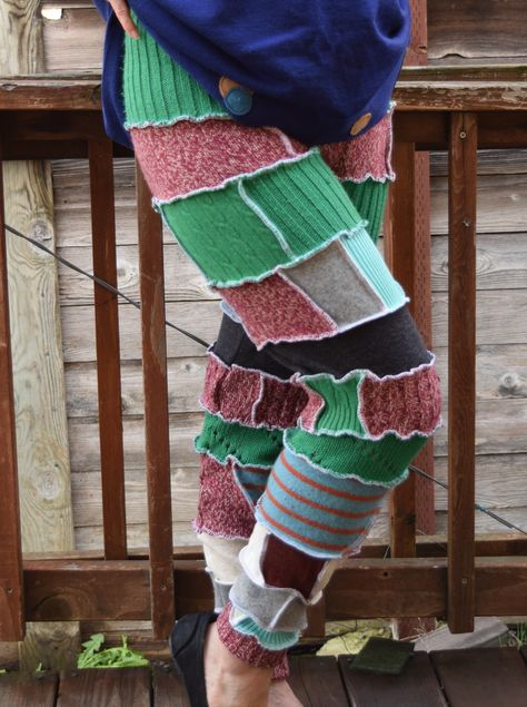 Upcycled recycled sweater leggings patchwork Upcycle Leggings, Tee Upcycle, Patchwork Leggings, Diy Leggings, Sweater Art, Grandma Clothes, Crochet Jacket Pattern, Sweater Leggings, Clothing Upcycle