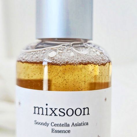 If you are interested to get a glass skin you should try @mixsoon_official 3 Essence Layering to achieve a clear and radiant skin. These are easy to layer and all of the texture is watery, layer them don't make me oily or greasy. The step is simple, after cleansing, apply this trio in the following order: 1st Layer: Bifida Ferment Essence 2nd Layer: Galactomyces Fermented Essence 3rd Layer: Soondy Centella Asiatica Essence 1. MIXSOON Bifida Ferment Essence This essence is runny in te... Glass Skin, Radiant Skin, Layering, Essence, How To Apply, Texture, Skin, Glass, Quick Saves