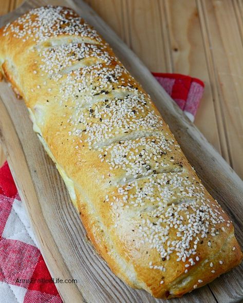 Ham Stromboli Recipe Easy, Ham Cheese Stromboli, Ham Stromboli Recipe, Meaty Sandwiches, Ham And Cheese Stromboli Recipe, Ham Stromboli, Ham And Cheese Stromboli, Cheese Stromboli Recipe, Cheese Stromboli