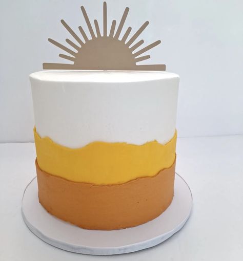 Sunshine Themed Birthday Cake, One Year Around The Sun Cake, Boho Sunshine Birthday Cake, First Birthday Sunshine Cake, Boho Sunshine Cake Smash, Boho First Trip Around The Sun Cake, One In The Sun First Birthday Cake, You Are My Sunshine Smash Cake, Boho Sun Birthday Cake