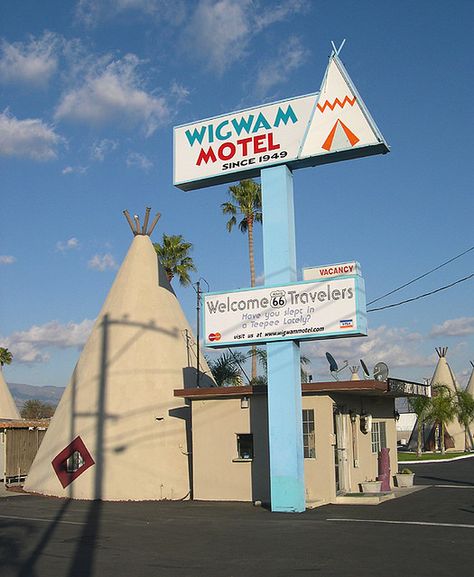 Wigwam Motel in Rialto, CA, on Route 66 Rialto California, Wigwam Motel, Route 66 Trip, Old Route 66, Route 66 Road Trip, San Bernardino County, My Hood, Vintage Pics, Inland Empire