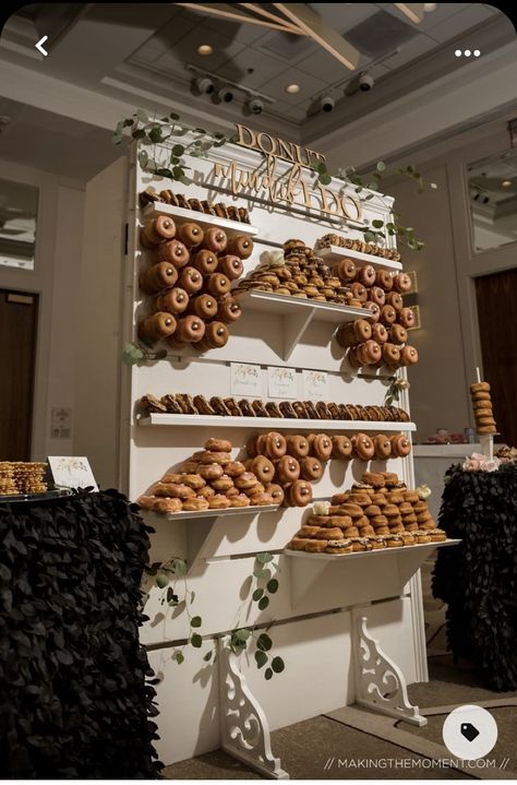 Donut Wall With Shelves, Dessert Wall Wedding, Donut Boards Wedding, Appetizers For Cocktail Hour, Gourmet Canapes, Doughnut Board, Donuts Wall, Donut Wall Wedding, Donut Board