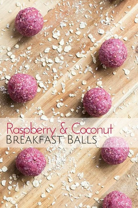 Coconut Breakfast, Breakfast Balls, Menu Sarapan Sehat, Raspberry Coconut, Protein Ball, Perfect Breakfast, Breakfast For Kids, Healthy Sweets, Raw Food Recipes