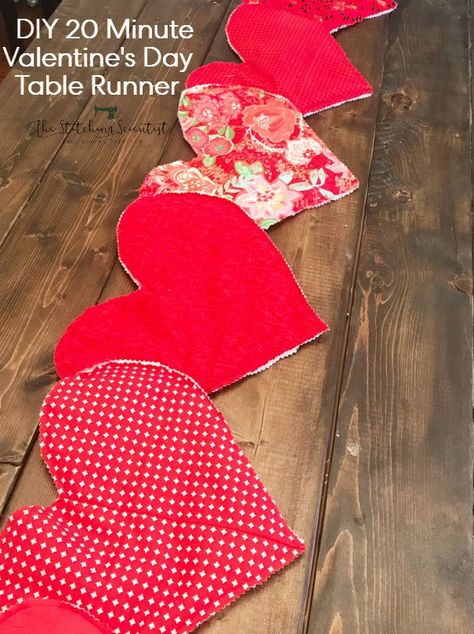 DIY Valentine's Day Table Runner | The Stitching Scientist Valentines Day Table Runner, Rainbow Dash Costume, Valentines Day Table, Peasant Dresses, Happy Stitch, Valentine Table Runner, Diy Valentines Day, Fabric Hearts, Beginner Quilt Patterns