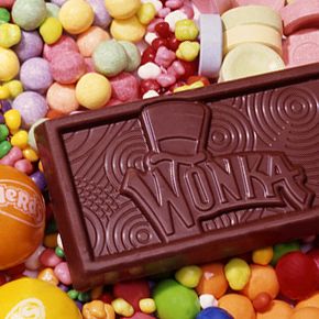 Wonka Chocolate~♛ Wonka Edits, Wonka Chocolate, Chocolate Candies, Candy Girl, Colorful Candy, Willy Wonka, Chocolate Factory, Sugar Rush, Candy Store