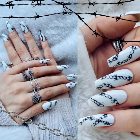 Chain Nail Art Design, Barbed Wire Nail Art, Chain Nails Designs, Barbwire Nails, Barb Wire Nails, Barbed Wire Nails, Megan Nails, Chain Nail Art, Chain Nails