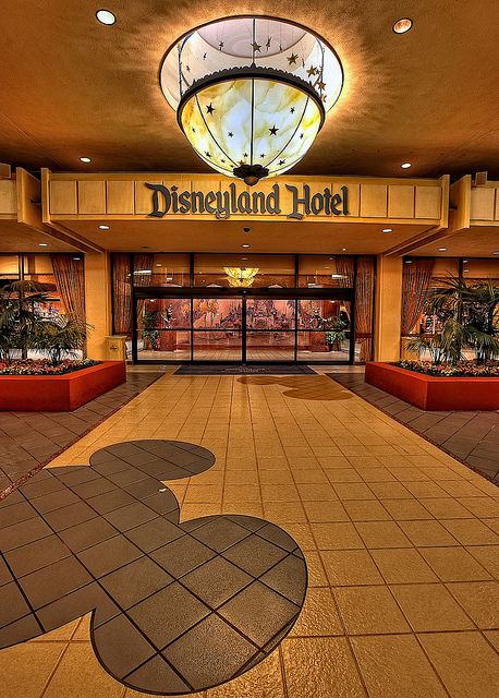 Disneyland Hotel by Matt Pasant, via Flickr Disneyland California Adventure, Disneyland Hotel, Disney Hotels, Disneyland California, Vintage Disneyland, Disney Resorts, Disneyland Park, Disneyland Trip, Disney California Adventure