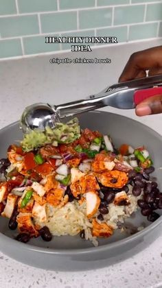 Chipotle Bowls, Plats Healthy, Chicken Bowls, Healthy High Protein Meals, Healthy Lunch Meal Prep, Easy Healthy Meal Prep, Chipotle Chicken, Simple Food, Healthy Food Motivation