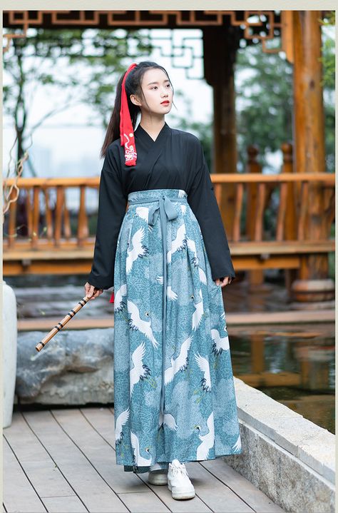 Kimono Vestido Mujer estilo Haori japonés Kawaii Girls Crane Sakura Yukata Vintage fiesta Japón danza traje Samurai Cosplay|Ropa de Asia y las Islas del Pacífico| | - AliExpress Japanese Dress Outfit, Traditional Japanese Clothing Woman, Haori Outfit, Sakura Yukata, Japanese Dress Modern, Modern Kimono Fashion, Samurai Cosplay, Yukata Women, Japanese Style Clothing