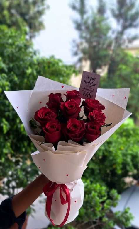 Fresh Flower Bouquets and Gifts for your Specials One | DM for More Details | Floral Leaf #floralleaf #floralleafcollection #floralleafdecor #flowers #florist #floristnearme #floristnearyou #florists #floristshop #weddingflorist #floristonline #localflorist #floristnearbyme #floristinlahore #flowersbouquet #flowersbouquets #flowersbouquetmurah #flowersbouquet50ringgit #flowersbouquetbalikpapan #flowersbouquetvalentine #flowersbouquetsemarang Bouquet For Girlfriend, Flowers Bouquet Gift Boyfriends, Lego Flowers, Gift Flowers, Stop And Shop, Fresh Flower Bouquets, Online Florist, Bouquet Gift, Flower Gift Ideas