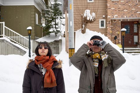 Moonlit Winter, Winter Movies, Couples Vibe, Cinematic Photography, Film Stills, Two People, Photography Inspo, Movie Scenes, Art Reference Poses