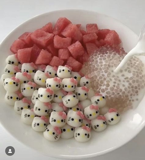 Hello Kitty Food, Desain Pantry, Kawaii Cooking, Cute Snacks, God Mat, Yummy Comfort Food, Easy Snack Recipes, Sweet Snacks Recipes, Delicious Snacks Recipes