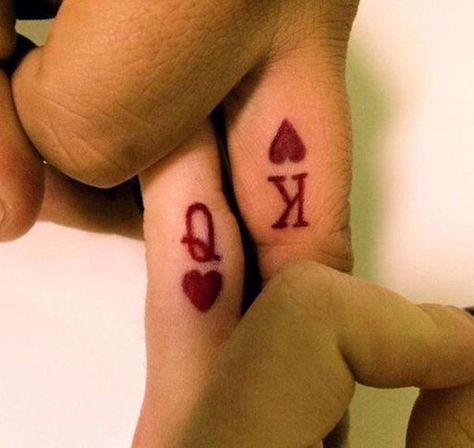 Few things are forever: Diamonds, Love, and Tattoos. When a diamond just isn't enough, some couples will use ink to signify their eternalness. Below, are ten of the best examples of couple tatoos! Tato Joker, Tattoos Dotwork, Couple Tattoos Love, Cute Couple Tattoos, Couples Tattoo Designs, Queen Tattoo, Tattoos Geometric, Matching Couple Tattoos, Tattoos Skull