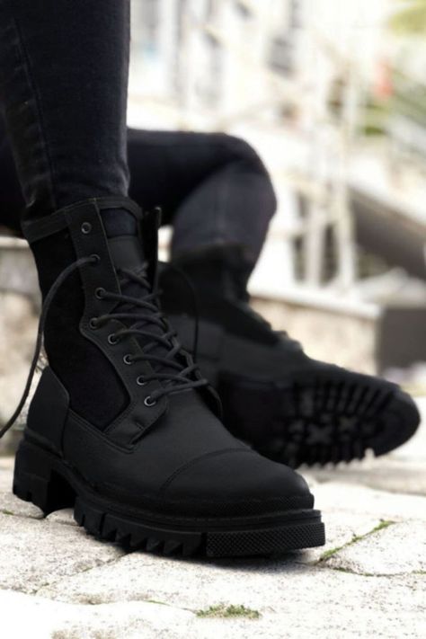 Mens Boots Style, Mens Boots Fashion Casual, Postal Bot, Men Black Boots, Man Boots Style, Casual Sneakers For Men, Big King, Boots Outfit Men, Men Boot