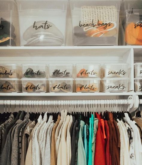 Organized Closets, Master Closet Organization, Small Bedroom Organization, Closet Storage Bins, Storage Bins Organization, Walking Closet, Small Closets, Small Closet Organization, Small Closet