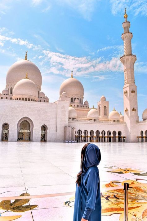 Abu Dhabi Mosque, Grand Mosque Abu Dhabi, Sheikh Zayed Mosque, Uae Travel, Zayed Mosque, Dubai Trip, Beautiful Mosque, Sheikh Zayed Grand Mosque, Globe Travel