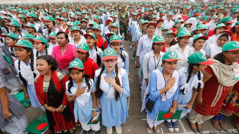 People sing the national anthem of Bangladesh National Anthem, Academic Dress, Singing, The Past, Photographer