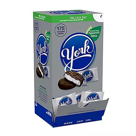 York Peppermint Patties Box (175 ct.) - Sam's Club York Peppermint Patties, Chocolate Candy Brands, Peppermint Treats, York Peppermint Patty, Corporate Holiday Gifts, Giant Candy, Chocolate Snacks, Candy Brands, Peppermint Patties