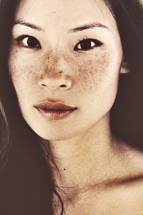 Natural Beauty: Lightening Freckles and Sunspots | Peaceful Dumpling Square Jaw, Lucy Lui, Coffee Facial, Women With Freckles, Glowing Radiant Skin, Beautiful Freckles, Diverse Beauty, Freckle Face, Lucy Liu