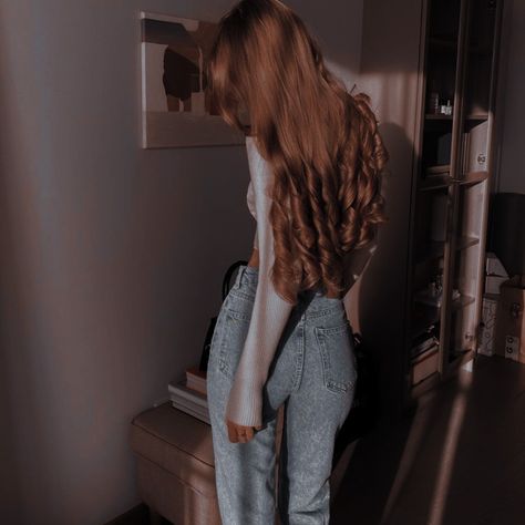 Auburn Hair Girl Aesthetic, Ginger Hair Aesthetic, Hair Aesthetic Faceless, Willa Grant, Grant Aesthetic, Girl Faceless, Jules Ambrose, Faceless Girl, Girl Money