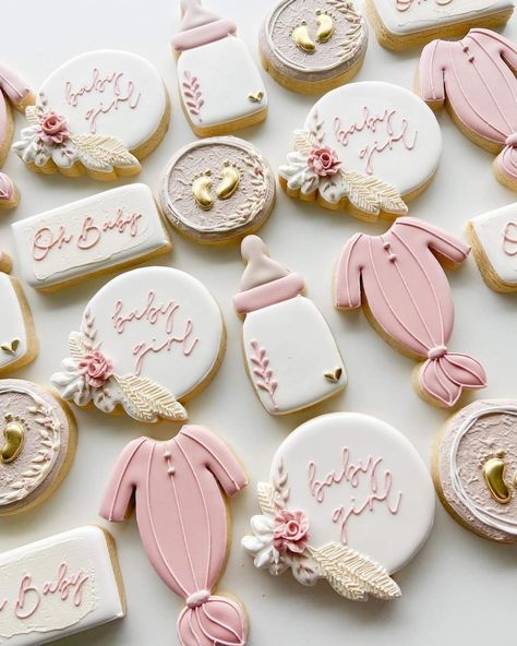 Girl Baby Shower Cookies Decorated, Baby Shower Girl Cookies, Baby Girl Shower Cookies, Simple Baby Shower Cookies, Girl Baby Shower Cookies, Baby Shower Biscuits, Simple Baby Shower, Baby Shower Dresses, Cake Business