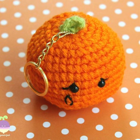 Orange Amigurumi, Black And Orange Crochet, Halloween Keychains Crochet, Crochet Pumpkin Keychain, Crochet Orange Keychain, Black Keychain, Orange Is The New Black, Cuteness Overload, Cute Crochet