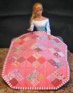 Troublesome Creek Quilts: Vintage Barbie with Quilt Barbie Quilt Pattern, Barbie Quilt, Original Barbie Doll, House Quilts, Barbie Dream, Quilt Guild, Doll Quilt, Barbie Dream House, Barbie House