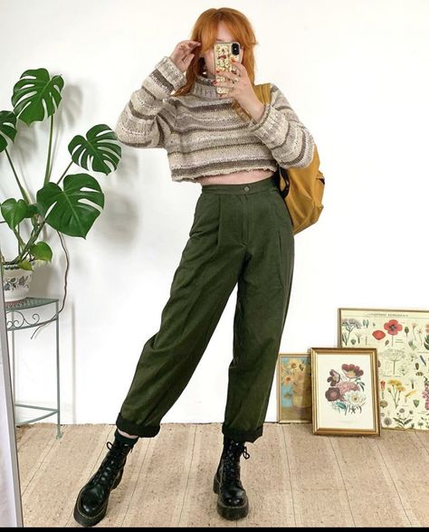 Green Jeans Outfit Aesthetic, Green Academia Aesthetic Outfit, Olive Green Jeans Outfit, Hozier Concert Outfit, Army Green Pants Outfit, Stem Fashion, Concert Outfit Aesthetic, Green Trousers Outfit, Hozier Concert