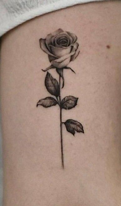 Monkey King Tattoo, Tattoos Torso, Rose Stem Tattoo, Tattoos Ear, Outer Bicep Tattoos, Tattooing Inks, Realistic Rose Tattoo, King Tattoo, Masculine Tattoos