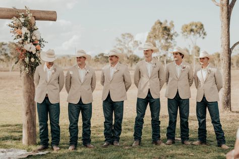 Jeans For Groomsmen Wedding Attire, Boots And Jeans Groomsmen, Groom In Jeans And Boots, Groomsmen Attire Jeans And Boots, Country Groomsmen Attire, Western Groomsmen, Western Wedding Groomsmen, Casual Groomsmen Attire, Country Groomsmen