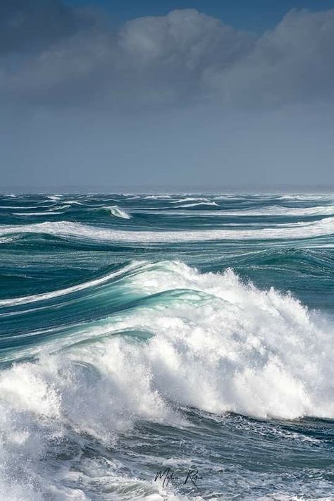 Olympians Aesthetic, Percy Jackson Aesthetic, Jackson Aesthetic, Water Aesthetic, Ocean Pictures, Ocean Wallpaper, Ocean Vibes, Sea Waves, Beach View