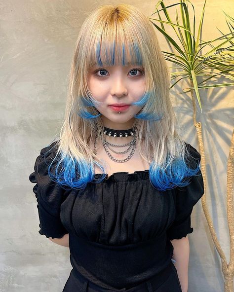 Anime Inspired Hair Color, Harajuku Hair, Dip Dye Hair, Colored Hair Tips, Hair Arrange, Green I, Japanese Hairstyle, Yellow Hair, Anime Hair