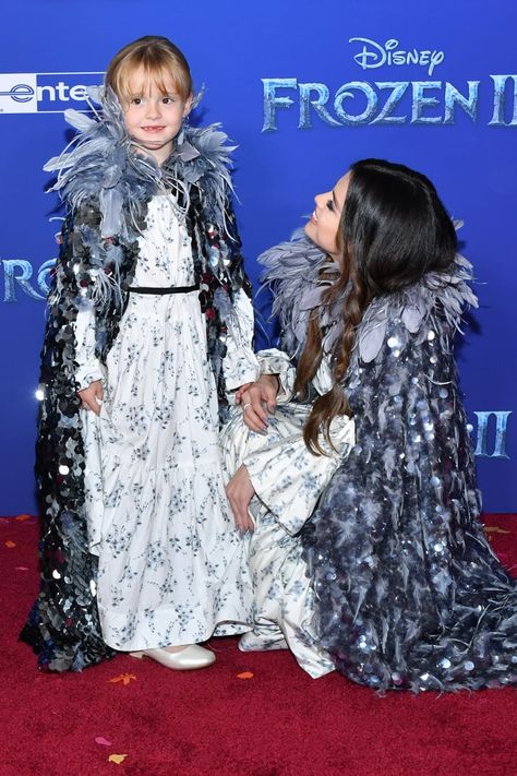 Selena Gomez Gave Her Sister Some Advice in Case She Got "Nervous" at the Frozen 2 Premiere Selena Gomez Sister, Selena Gomez Dress, Hot Youtubers, Look At Her Now, Selena Gomez Cute, Alex Russo, Selena Gomez Photos, Selena Gomez Style, Marie Gomez