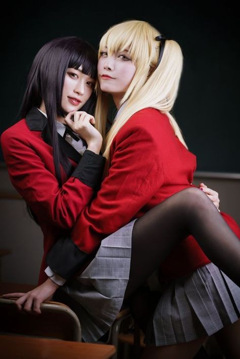 #cosplay Yumeko And Mary, Kakegurui Cosplay, Couple Cosplay, Cosplay Characters, Amazing Cosplay, Cute Cosplay, Cosplay Makeup, Best Cosplay, Anime Cosplay