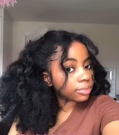 Styles On Blown Out Natural Hair, Natural Blow Out, Hairstyles For Blow Dried Natural Hair, Natural Blowout Hairstyles Black Women, Blow Dry Hairstyles, Natural Hair Blowout, Hair Motivation, Blow Dry Hair, Natural Afro Hairstyles