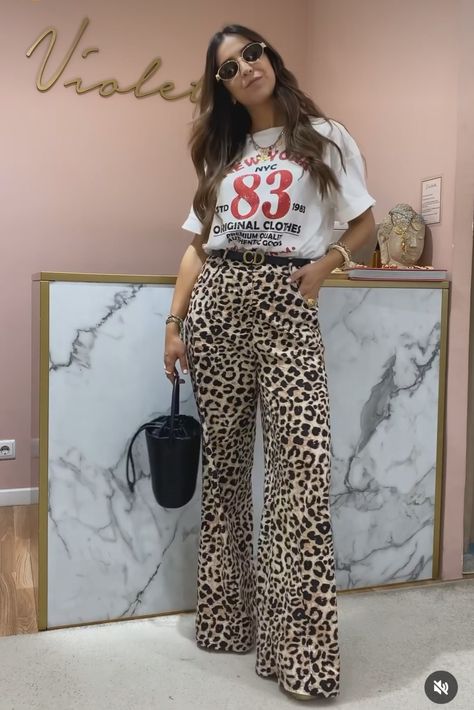 Summer Thrift, Leopard Print Outfits, Diva Style, Need Money, Animal Prints, Estilo Boho, Outfits Ideas, Summer Casual, Leopard Print