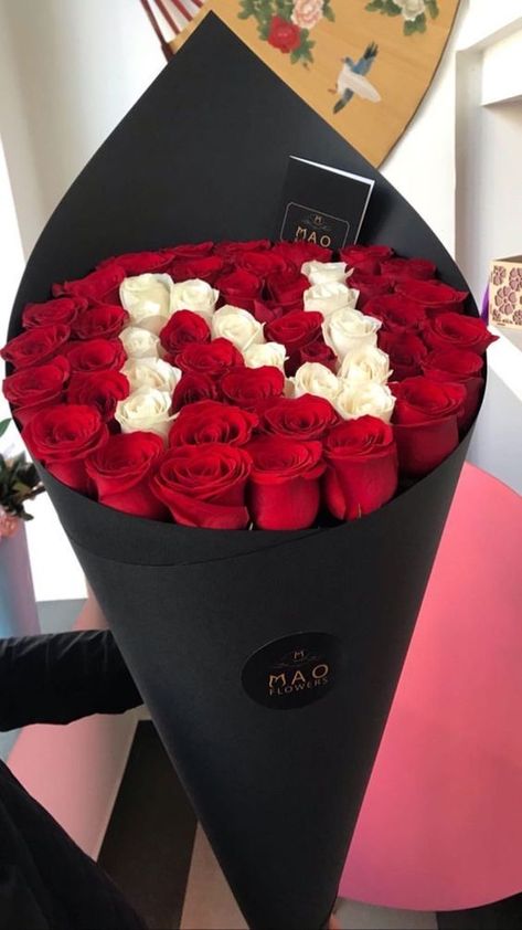 Birthday Flowers For Boyfriend, Bouquet Of Roses From Boyfriend, Flower Bouquet For Boyfriend, Flowers For Boyfriend, Flowers For Him, Flowers For Girlfriend, Roses Bouquet Gift, Valentines Gift For Girlfriend, Flowers For Valentines Day