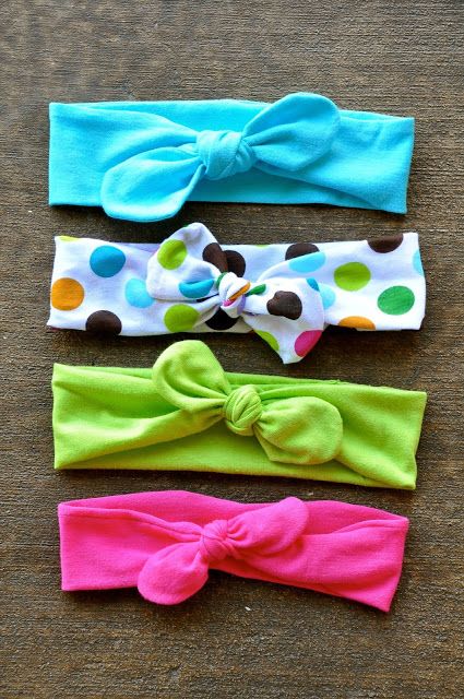 Pin now - make later!  DIY Top Knot Jersey Knit Headband - Tutorial.  Perfect for mommy and baby! #diy #headband #tutorial #jersey Jersey Knit Headband, Couture Bb, Dust Bowl, Headband Tutorial, Diy Tops, Baby Turban, Operation Christmas Child, Knit Headband, Baby Projects