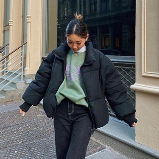 Puffer Outfits, Puffer Outfit, Subway Style, Looks Pinterest, School Looks, Looks Street Style, Puffy Jacket, Mode Inspo, Looks Style