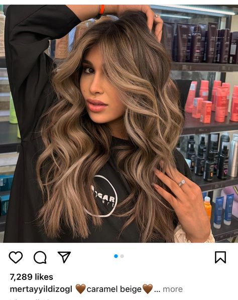 Balayage Caramel, Hair Black Hair, Beige Blonde Hair, Blonde Hair With Roots, Beige Hair, Black Hair Balayage, Brunette Hair With Highlights, Black Hair Extensions, Gorgeous Hair Color