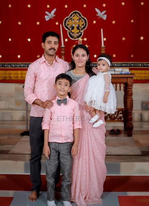 Family Dress Code For Wedding Indian, Family Dress Combination Indian, Family Outfits Indian, Family Dress Combination, Family Clothing Sets, Mom Daughter Matching Dresses, Mens Indian Wear, Client Diaries, Family Dress