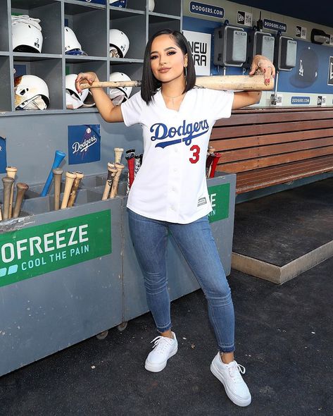 BECKY G Women Dodger Outfit, Dodger Game Outfit Women Summer, Dodger Outfit Women, Dodger Game Outfit Women, Dodgers Outfit Women, Dodger Outfit, Football Game Attire, Dodgers Outfit, Becky G Style