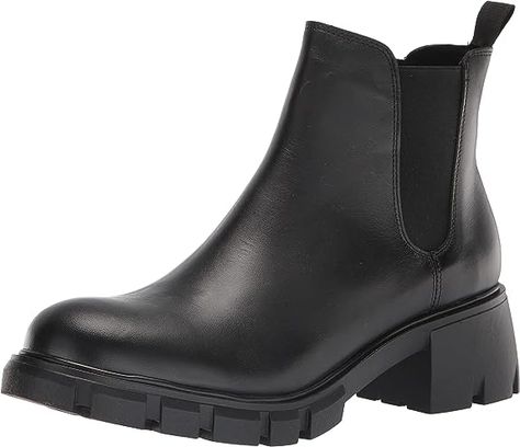 Steve Madden Women's Howler Ankle Boot Steve Madden Black Boots, Lug Boots, Steve Madden Boots, Chelsea Ankle Boots, Cute Boots, Snow Boots Women, Ankle Bootie, Womens Ankle Boots, Black Booties