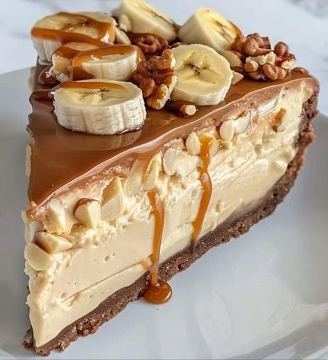 Banana Food Recipes, Banana Caramel Cheesecake, Nut Cheesecake, Optimal Recipes, Cheesecake Flavors, Cheesecake Banana, Cheesecake Caramel, Banana Caramel, Nut Cake