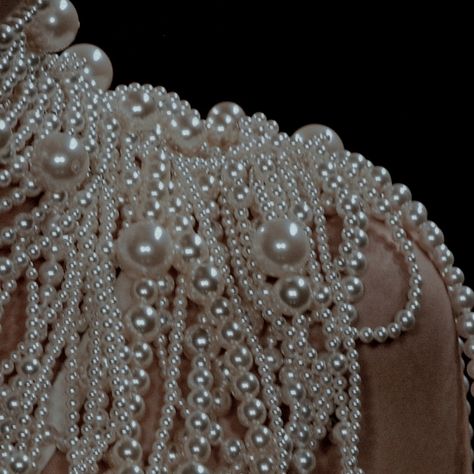 Pearls Aesthetic, Pearl Outfit, Pearl Aesthetic, Trend Board, Mermaid Aesthetic, Pearl Dress, Vintage Pearls, Pearl Jewelry, Givenchy