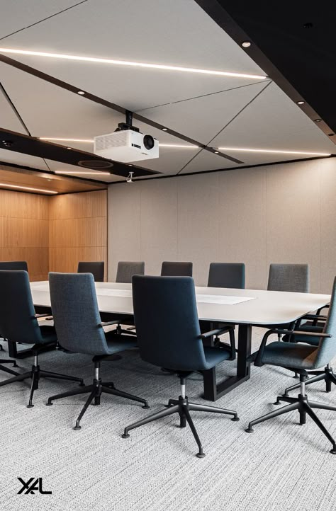 Allston Massachusetts, Meeting Room Lighting, Modern Meeting Room, Room Lighting Design, Office Ceiling Design, Meeting Room Design Office, Conference Room Design, Meeting Hall, Meeting Room Design