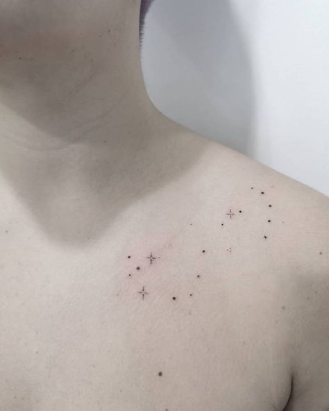 Bone Tattoo Ideas, Collar Bone Tattoo Ideas, Scorpio Constellation Tattoo, Scorpius Constellation, Reindeer Tattoo, Collar Bone Tattoos, Star Constellation Tattoo, Scorpio Constellation Tattoos, Leo Constellation Tattoo